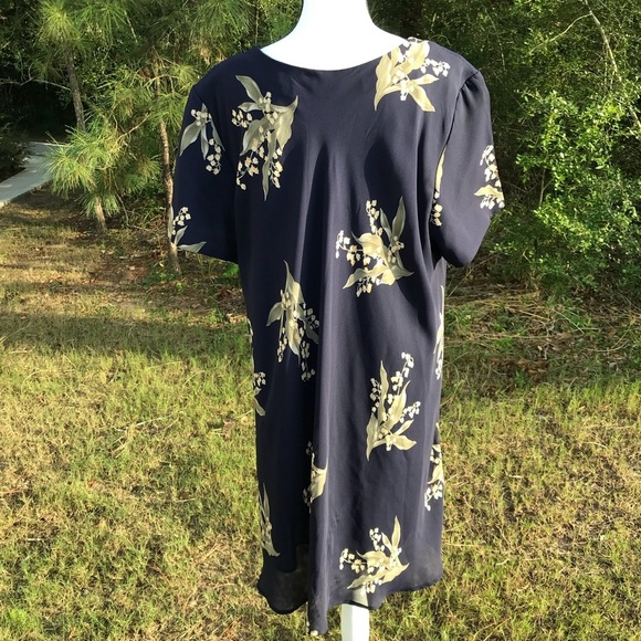 Jessica Howard Navy Floral Sheath Dress Size 22P - Picture 2 of 3